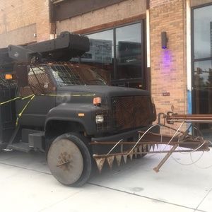 Meet your Posher, Red